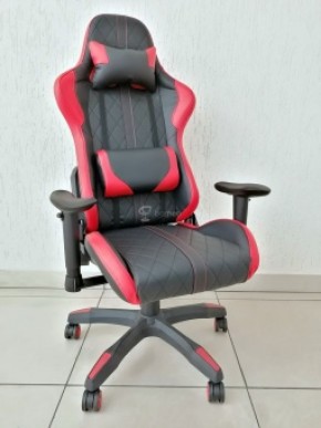 Кресло геймерское Barneo K-52 (черная экокожа красные вставки) в Нижнем Тагиле - nizhniy-tagil.ok-mebel.com | фото 1